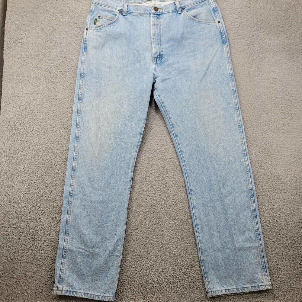 Cabelas Jeans Mens 40x32 Blue Denim Light Wash Straight Outdoors Hunting Hiking - Picture 1 of 15